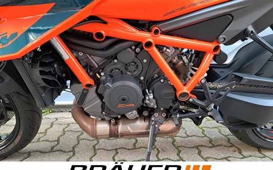 Gebrauchtmotorrad KTM 1290 Super Duke R - Bild 11
