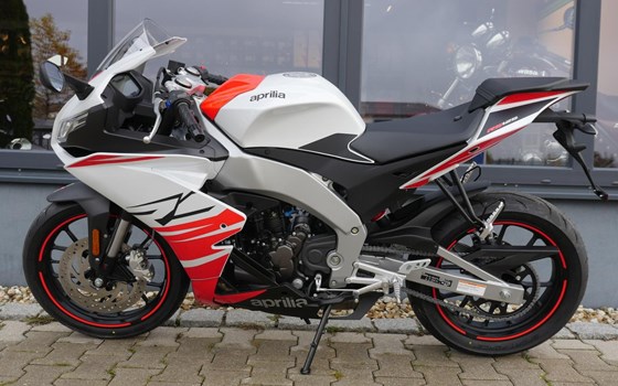 Neufahrzeug Aprilia RS 125 Replica - Bild 5