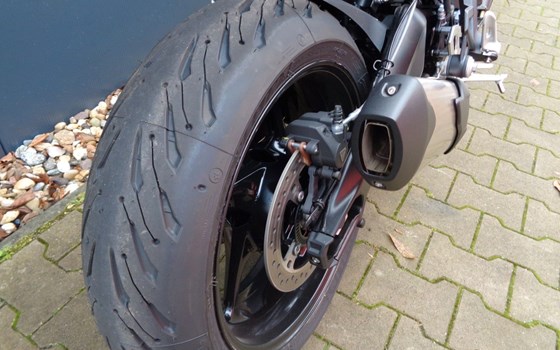 Gebrauchtmotorrad Triumph Tiger Sport 800 - Bild 13