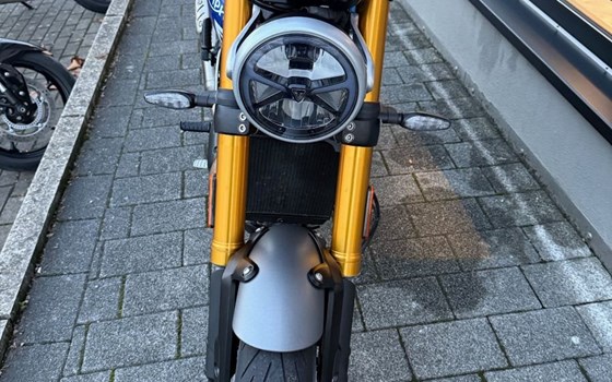 Gebrauchtmotorrad Triumph Speed 400 - Bild 3