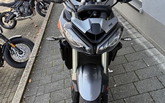 Gebrauchtmotorrad Triumph Street Triple 765 RS - Bild 2