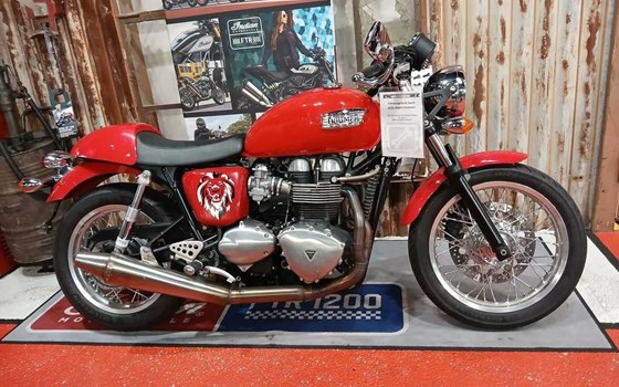 Gebrauchtmotorrad Triumph Thruxton - Bild 1