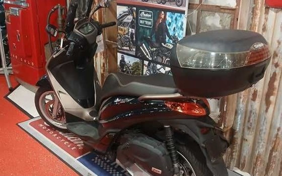 Gebrauchtmotorrad Piaggio Medley 125 - Bild 2