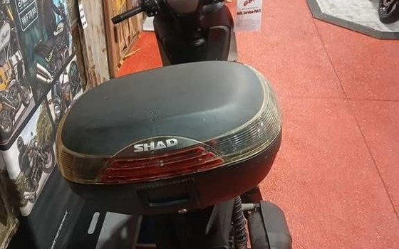 Gebrauchtmotorrad Piaggio Medley 125 - Bild 8