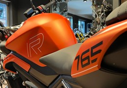 Neumotorrad Triumph Street Triple R