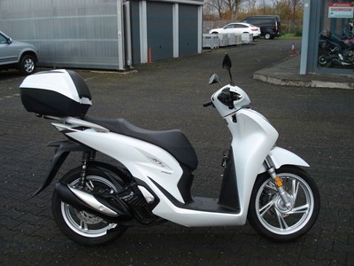 SH150i