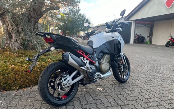 Gebrauchtmotorrad Ducati Multistrada V4 S - Bild 2