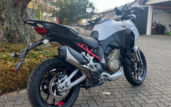 Gebrauchtmotorrad Ducati Multistrada V4 S - Bild 2
