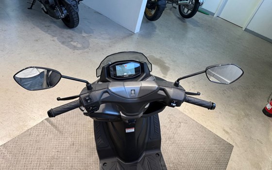 Gebrauchtmotorrad Suzuki Burgman Street 125EX - Bild 7
