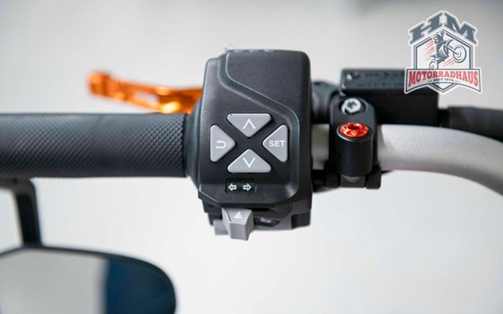 Gebrauchtmotorrad KTM 690 Duke - Bild 9