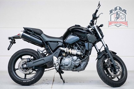 Yamaha MT-03