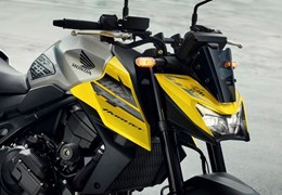 Neumotorrad Honda CB750 Hornet E-Clutch