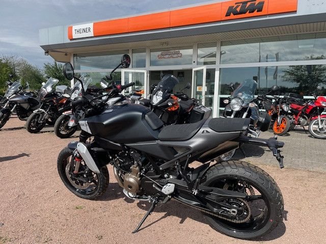 Husqvarna Svartpilen 801