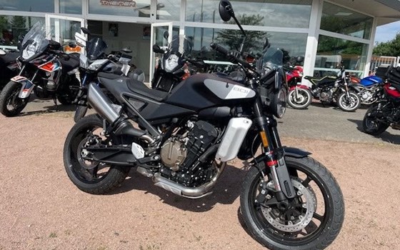 Neufahrzeug Husqvarna Svartpilen 801 - Bild 5