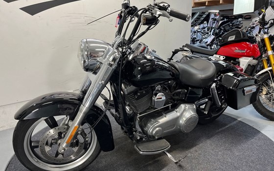 Gebrauchtmotorrad Harley-Davidson Dyna Switchback  FLD - Bild 9