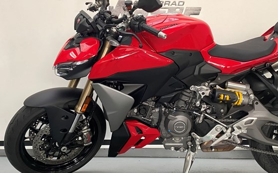 Gebrauchtmotorrad Ducati Streetfighter V2 - Bild 6