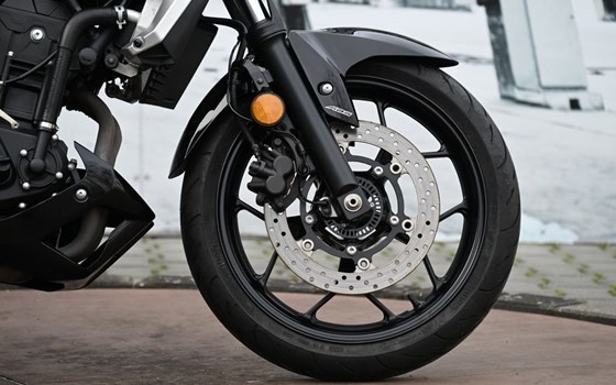 Gebrauchtmotorrad Yamaha MT-03 - Bild 1