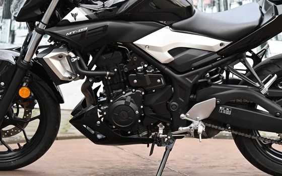 Gebrauchtmotorrad Yamaha MT-03 - Bild 11