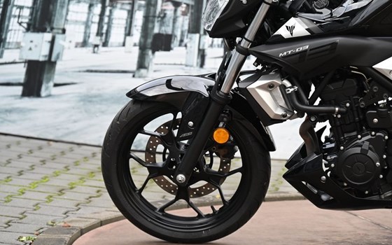 Gebrauchtmotorrad Yamaha MT-03 - Bild 9