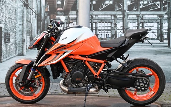 Gebrauchtmotorrad KTM 1290 Super Duke R EVO - Bild 9