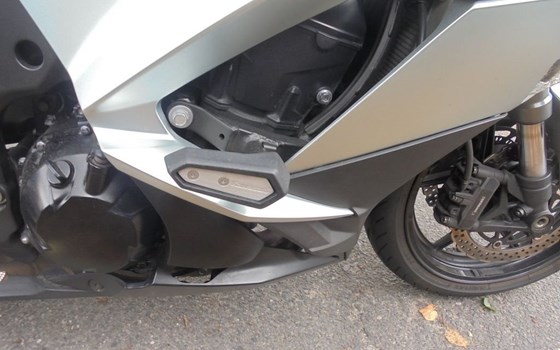 Gebrauchtmotorrad Kawasaki Z1000SX - Bild 12