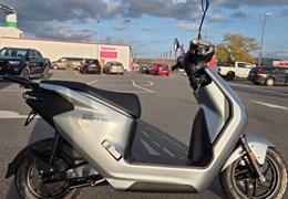 Neumotorrad Honda EM1 e