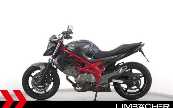 Gebrauchtmotorrad Suzuki SFV 650 Gladius - Bild 5