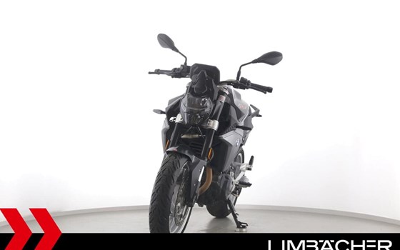 Gebrauchtmotorrad BMW F 900 R - Bild 3