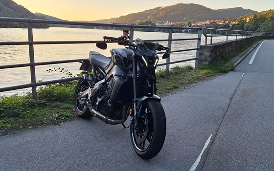 Gebrauchtmotorrad Yamaha MT-09 35kW - Bild 1