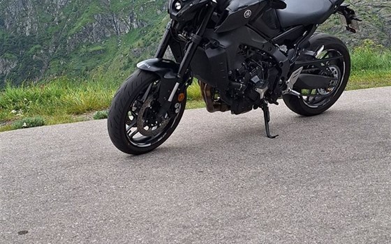 Gebrauchtmotorrad Yamaha MT-09 35kW - Bild 3