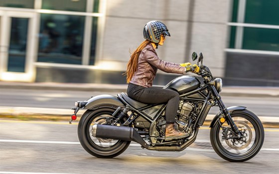 Neufahrzeug Honda CMX1100 Rebel SE DCT - Bild 9