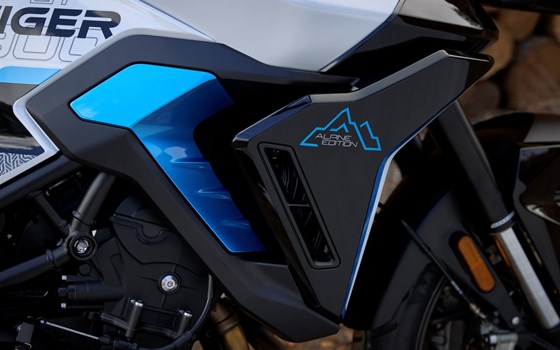 Neufahrzeug Triumph Tiger 900 Alpine Edition - Bild 10