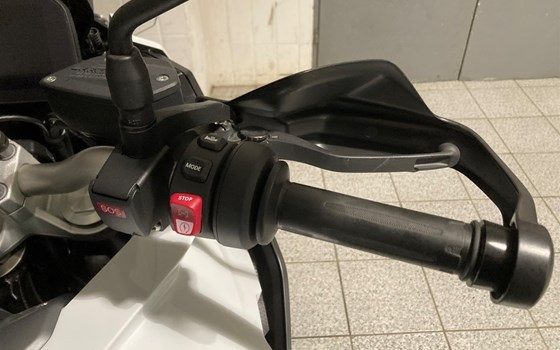 Gebrauchtmotorrad BMW F 900 XR - Bild 10