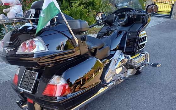Gebrauchtmotorrad Honda GL 1800 Goldwing - Bild 2