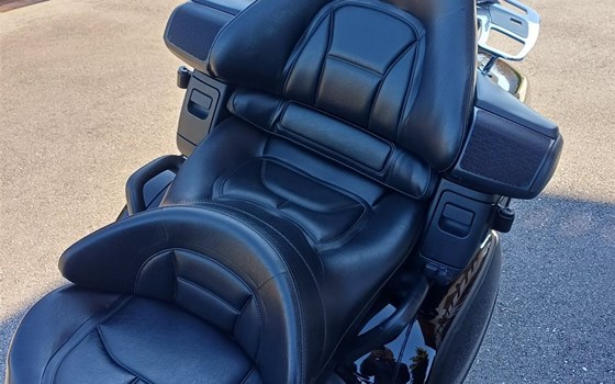 Gebrauchtmotorrad Honda GL 1800 Goldwing - Bild 3