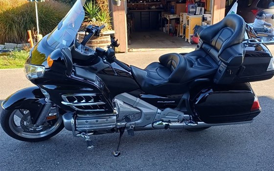 Gebrauchtmotorrad Honda GL 1800 Goldwing - Bild 9