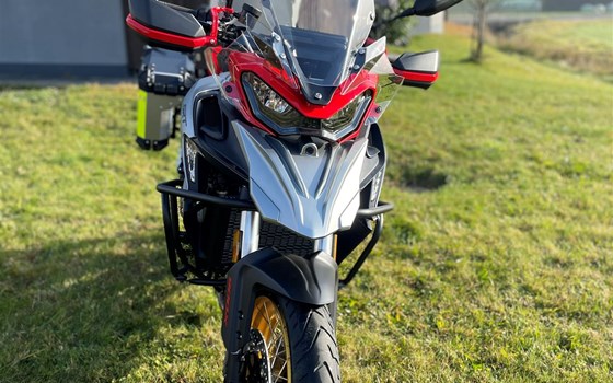 Neufahrzeug QJ Motor SRT 900 SX - Bild 10