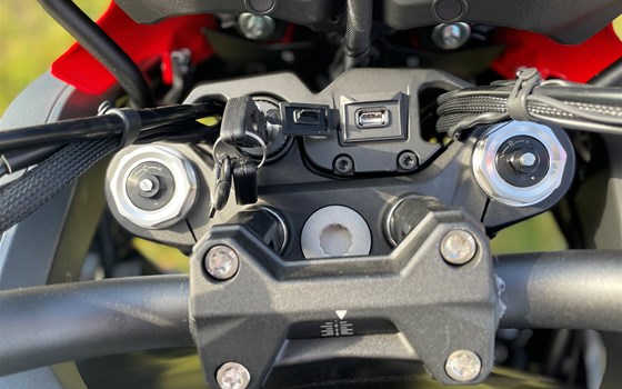 Neufahrzeug QJ Motor SRT 900 SX - Bild 9