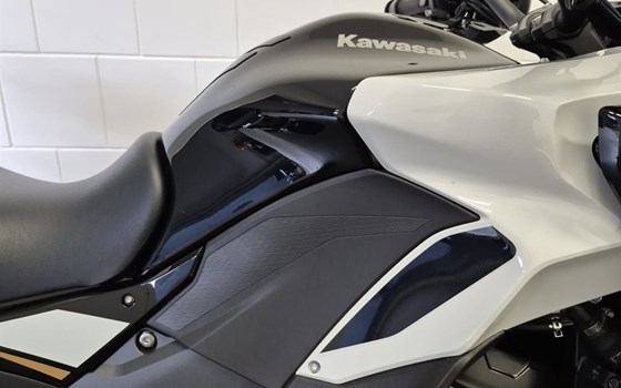 Gebrauchtmotorrad Kawasaki Versys 1100 SE - Bild 7