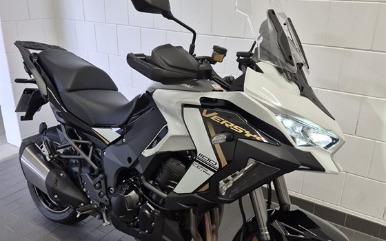 Gebrauchtmotorrad Kawasaki Versys 1100 SE - Bild 2