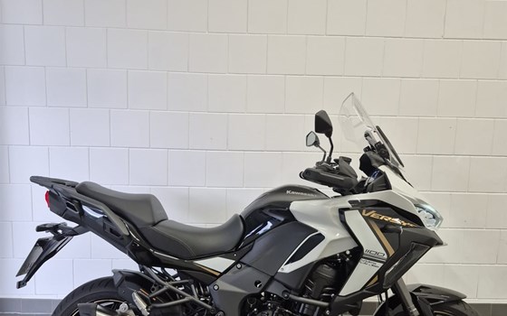 Gebrauchtmotorrad Kawasaki Versys 1100 SE - Bild 1