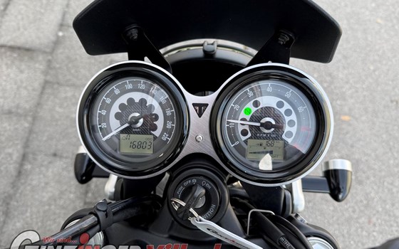 Gebrauchtmotorrad Triumph Speed Twin 1200 - Bild 12