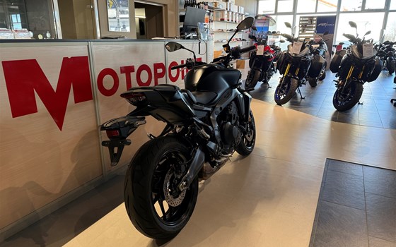 Gebrauchtmotorrad Yamaha MT-09 35kW - Bild 9