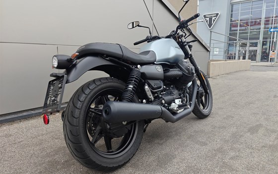 Gebrauchtmotorrad Moto Guzzi V7 Stone - Bild 4