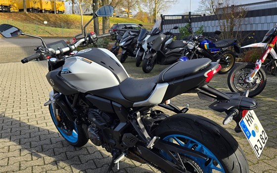 Gebrauchtmotorrad Yamaha MT-07 Y-AMT - Bild 2
