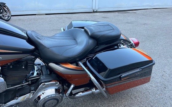 Gebrauchtmotorrad Harley-Davidson CVO Street Glide FLHXSE - Bild 11