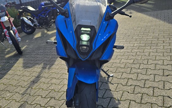 Gebrauchtmotorrad Suzuki GSX-8R - Bild 3