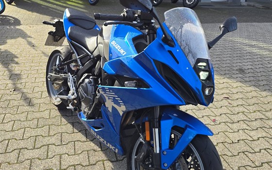 Gebrauchtmotorrad Suzuki GSX-8R - Bild 2