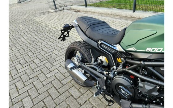 Gebrauchtmotorrad Benelli Leoncino 800 - Bild 3