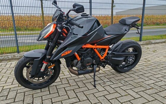 Gebrauchtmotorrad KTM 1290 Super Duke R - Bild 10